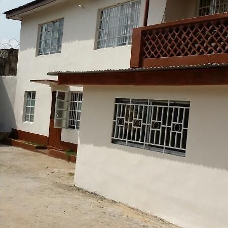 Mansholl Luxurious Apartment Freetown Exterior photo